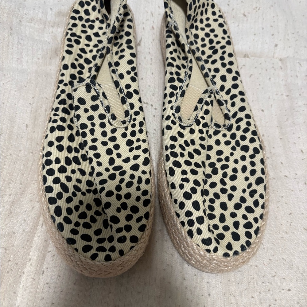 Esprit Black and Cream Espadrille Flats